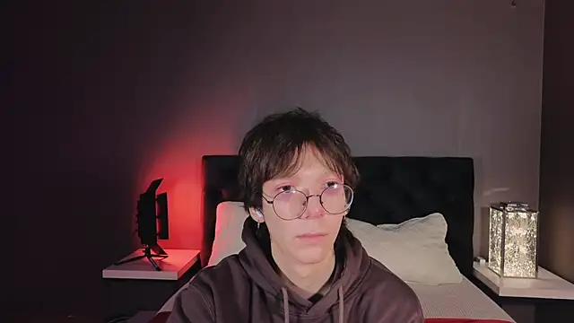 Snapshot of TommieH chatting on 02-01-25, 09:32 TommieH online show from 02-01-25, 09:32