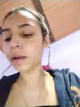 Snapshot of emma_ambar chatting on 02-28-25, 12:10 emma ambar online show from 02-28-25, 12:10