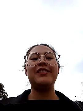 lara moon25 online show from 12-12-24, 09:37