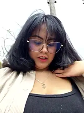 lara moon25 online show from 11-12-25, 07:35