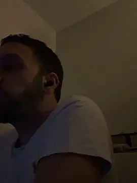 Snapshot of Leb_guy41 chatting on 11-03-25, 12:13 Leb guy41 online show from 11-03-25, 12:13