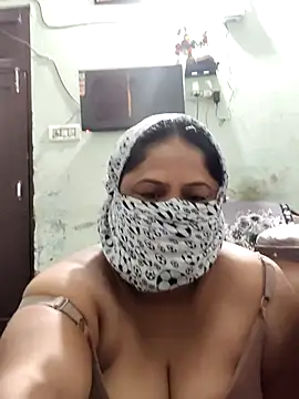 Snapshot of Bbw_Juice_Wife chatting on 09-09-25, 09:03 Bbw Juice Wife online show from 09-09-25, 09:03