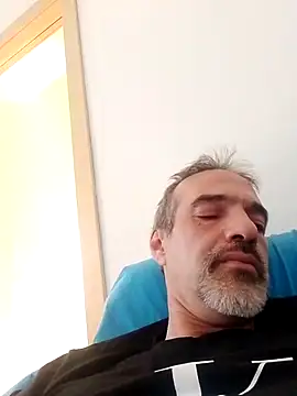 Snapshot of Marcolino183 chatting on 12-18-24, 11:45 Marcolino183 online show from 12-18-24, 11:45