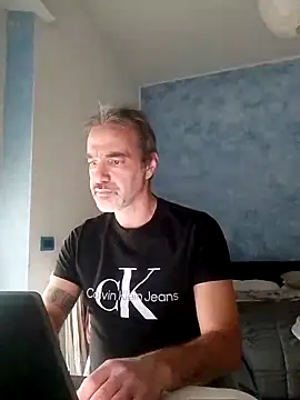 Snapshot of Marcolino183 chatting on 01-14-25, 03:04 Marcolino183 online show from 01-14-25, 03:04