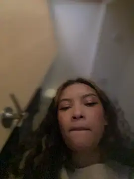 baby lizy online show from 01-14-26, 09:31