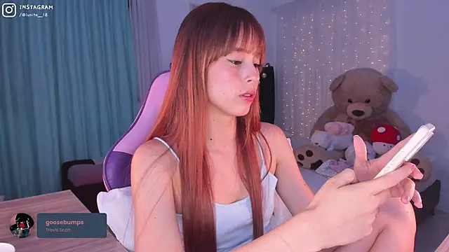 Snapshot of alice_guerin_ chatting on 03-16-25, 02:32 alice guerin  online show from 03-16-25, 02:32