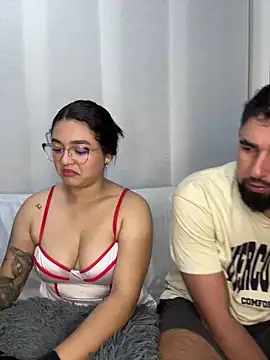 Snapshot of camianddanna chatting on 02-05-25, 11:39 camianddanna online show from 02-05-25, 11:39