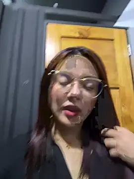 Snapshot of camianddanna chatting on 03-15-25, 02:24 camianddanna online show from 03-15-25, 02:24