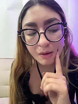 Snapshot of camianddanna chatting on 09-13-25, 01:05 camianddanna online show from 09-13-25, 01:05