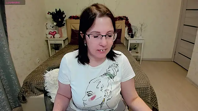 Snapshot of B_Bonya_m chatting on 12-22-24, 07:54 B Bonya m online show from 12-22-24, 07:54
