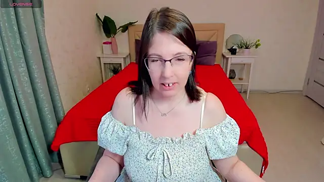 Snapshot of B_Bonya_m chatting on 01-12-25, 11:39 B Bonya m online show from 01-12-25, 11:39