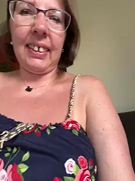 Snapshot of B_Bonya_m chatting on 02-12-25, 02:45 B Bonya m online show from 02-12-25, 02:45