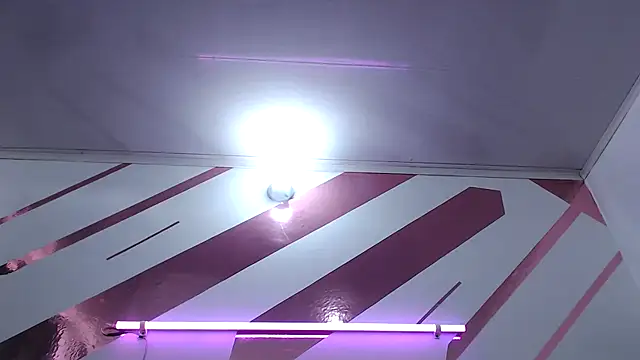 Kitten Hot  online show from 12-02-25, 06:25