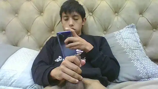 danuel23 online show from 12-21-24, 02:37