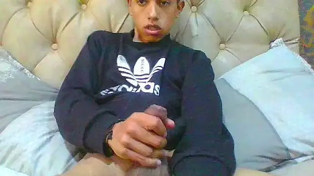 danuel23 online show from 12-18-25, 08:04