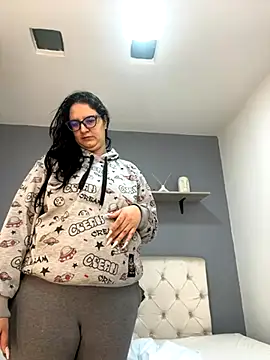 Soe Lara online show from 09-17-25, 11:12