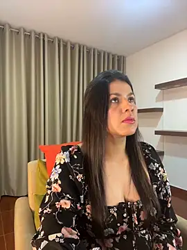 Snapshot of Alice_Biel chatting on 12-26-24, 12:36 Alice Biel online show from 12-26-24, 12:36