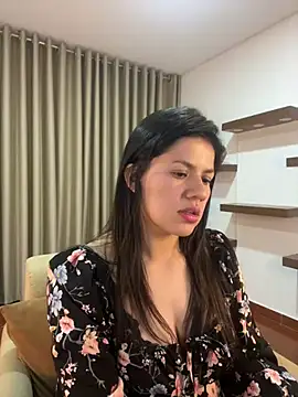 Snapshot of Alice_Biel chatting on 01-22-25, 12:38 Alice Biel online show from 01-22-25, 12:38