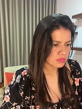 Snapshot of Alice_Biel chatting on 01-28-25, 09:50 Alice Biel online show from 01-28-25, 09:50