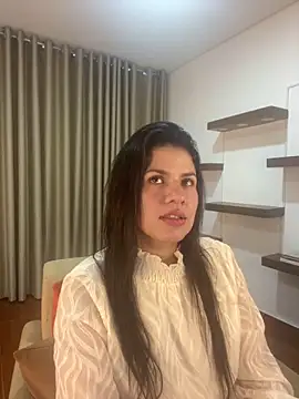 Snapshot of Alice_Biel chatting on 02-03-25, 10:32 Alice Biel online show from 02-03-25, 10:32