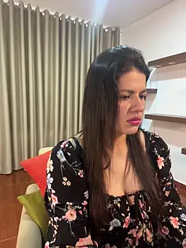 Snapshot of Alice_Biel chatting on 02-28-25, 10:28 Alice Biel online show from 02-28-25, 10:28