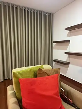 Snapshot of Alice_Biel chatting on 03-04-25, 12:01 Alice Biel online show from 03-04-25, 12:01