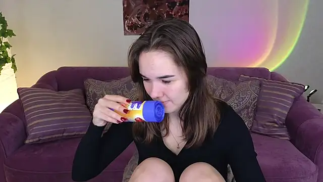 Snapshot of LindaRobertz chatting on 12-05-24, 11:18 LindaRobertz online show from 12-05-24, 11:18