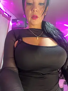 Hot beauty   online show from 09-16-25, 03:40