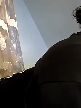 NewyorkDimi online show from 10-31-25, 03:07