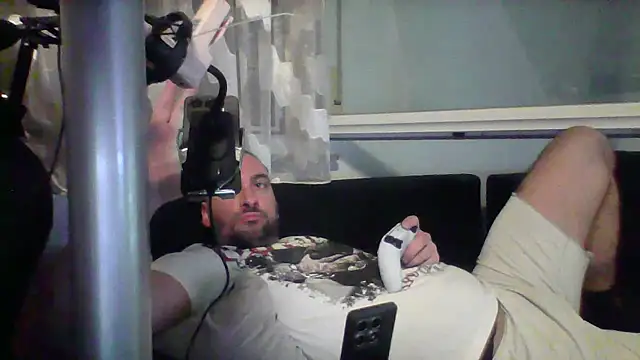 NewyorkDimi online show from 07-08-26, 01:43