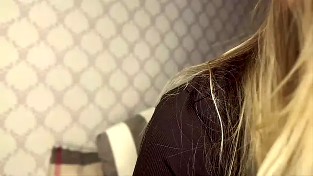 Evvie Summn1 online show from 02-27-26, 04:56