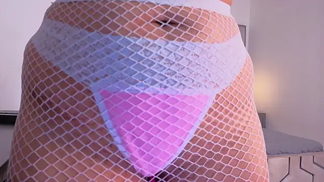 MAISE HILL1 online show from 03-31-26, 02:17