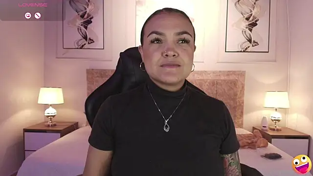 Snapshot of lyn_adamns chatting on 01-22-25, 08:38 lyn adamns online show from 01-22-25, 08:38