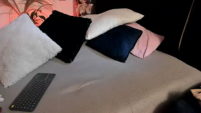 Serenity Day online show from 10-06-25, 10:07