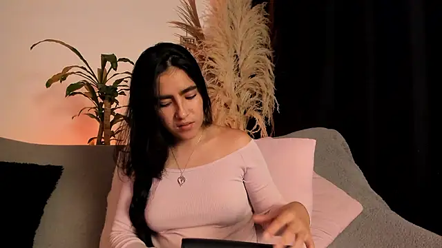 Serenity Day online show from 02-25-26, 01:37