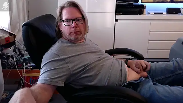 VSteph online show from 09-16-25, 04:52