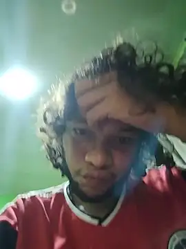 Snapshot of Zombra_42 chatting on 06-18-26, 04:13 Zombra 42 online show from 06-18-26, 04:13
