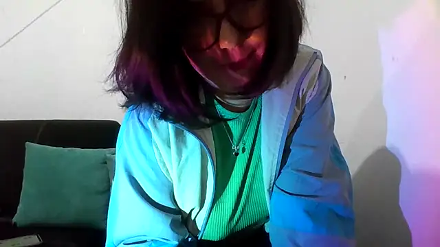 Tiramisu89 online show from 11-26-25, 01:06