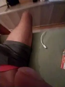 Snapshot of boysexy350 chatting on 01-01-25, 12:11 boysexy350 online show from 01-01-25, 12:11