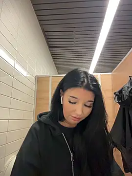 Tisha Busty online show from 03-25-26, 01:28