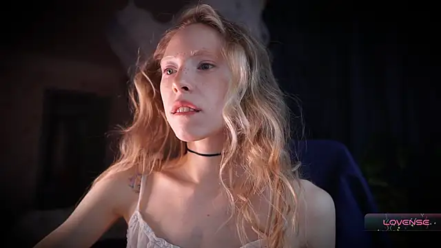  Phantom thread  online show from 12-03-25, 10:24