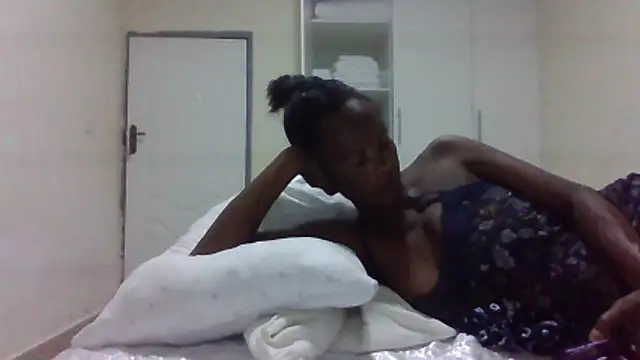 Snapshot of sweets_80 chatting on 05-01-26, 12:48 sweets 80 online show from 05-01-26, 12:48