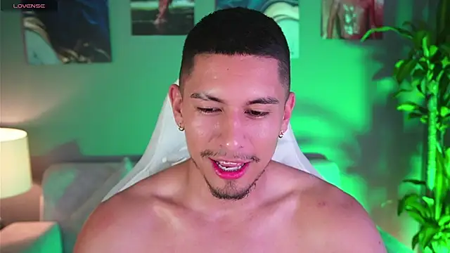 Aaronfox x online show from 01-21-25, 09:04