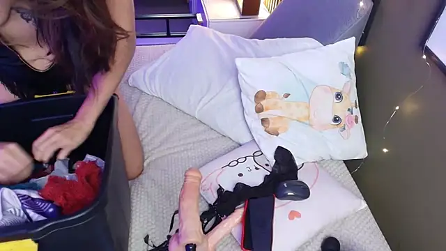 brigiitte rohan online show from 10-12-25, 01:15