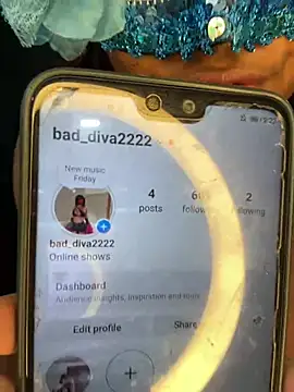 Snapshot of bad_diva chatting on 01-03-25, 08:54 bad diva online show from 01-03-25, 08:54