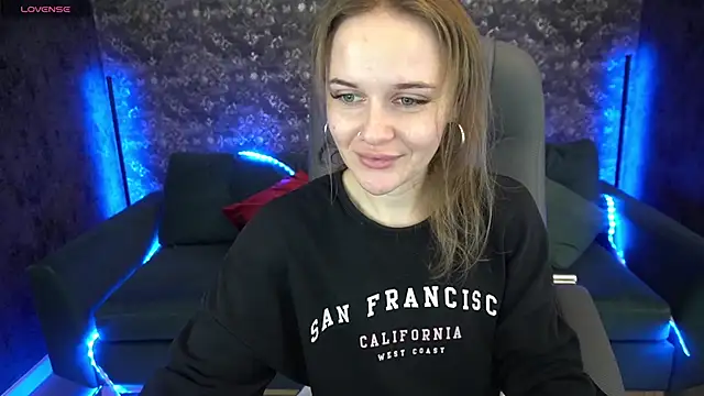 Snapshot of MaribelRiverr_ chatting on 12-22-24, 06:39 MaribelRiverr  online show from 12-22-24, 06:39