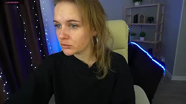 Snapshot of MaribelRiverr_ chatting on 01-06-25, 07:09 MaribelRiverr  online show from 01-06-25, 07:09