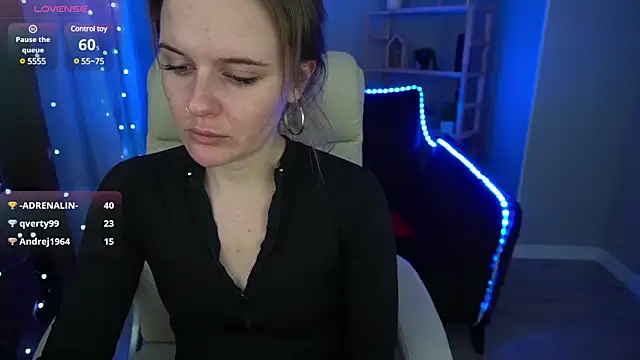 Snapshot of MaribelRiverr_ chatting on 01-11-25, 04:46 MaribelRiverr  online show from 01-11-25, 04:46