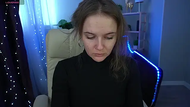 Snapshot of MaribelRiverr_ chatting on 01-12-25, 06:49 MaribelRiverr  online show from 01-12-25, 06:49