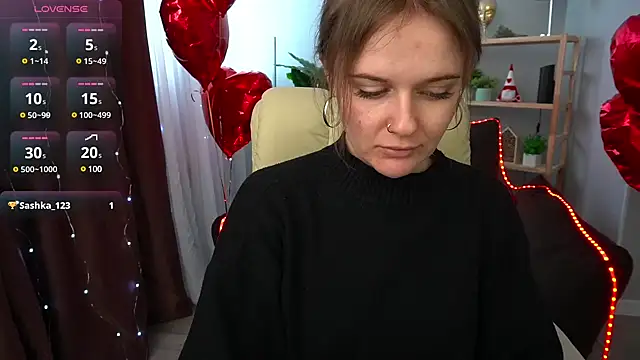 Snapshot of MaribelRiverr_ chatting on 02-24-25, 09:32 MaribelRiverr  online show from 02-24-25, 09:32